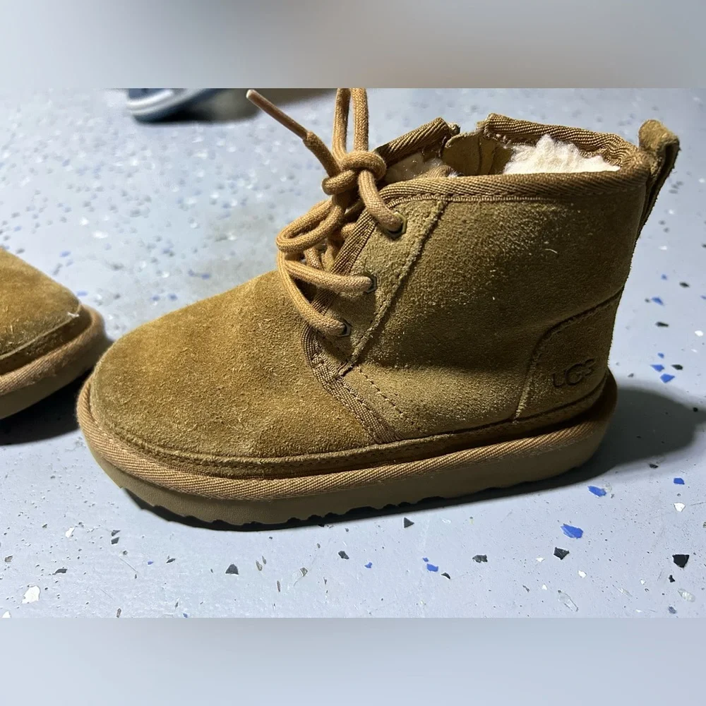 UGG Unisex-Child Neumel Ii Boot, Tan, 12 Toddler